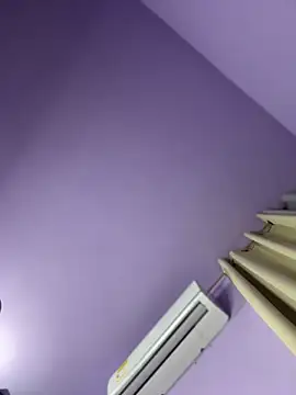 emiss  online show from 02-24-26, 03:32