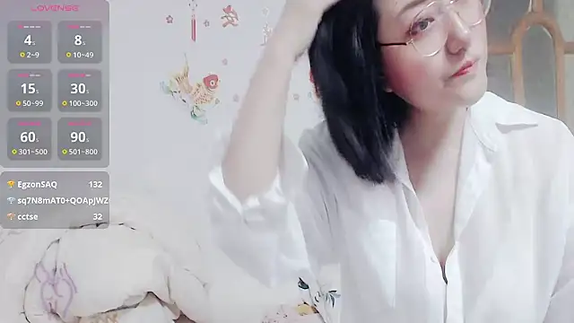 Snapshot of tiantian1118 chatting on 12-20-24, 03:00 tiantian1118 online show from 12-20-24, 03:00