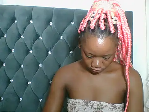 HotJeylee online show from 02-10-26, 12:48