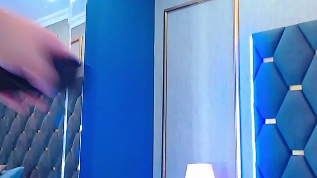 ThaniaJones online show from 11-01-25, 12:07