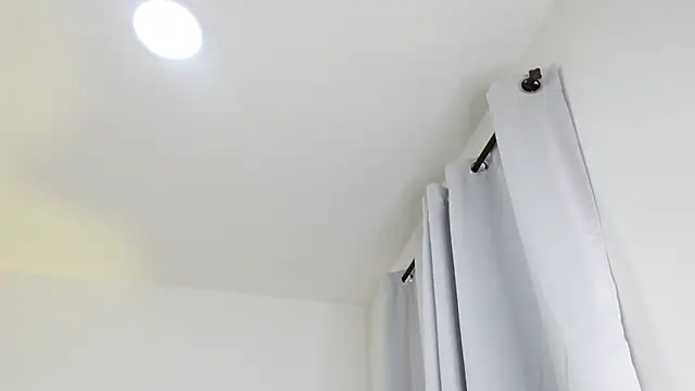 Snapshot of khloe_kaczka_ chatting on 01-04-25, 01:10 khloe kaczka online show from 01-04-25, 01:10