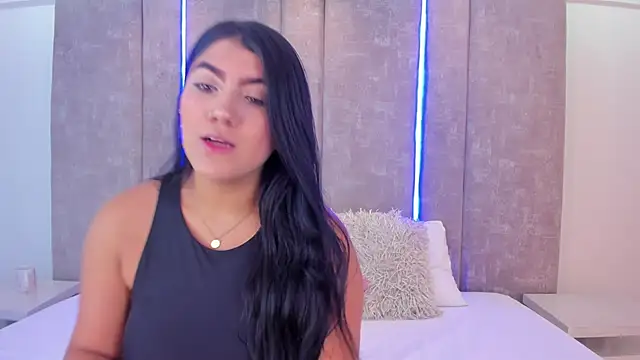 Snapshot of PaulinaDuarte chatting on 02-03-25, 11:42 PaulinaDuarte online show from 02-03-25, 11:42
