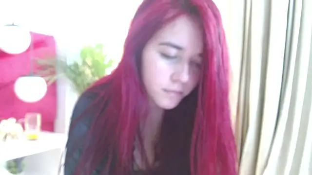 Snapshot of Sophie_ponce chatting on 04-18-26, 09:37 Sophie ponce online show from 04-18-26, 09:37