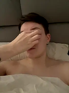 Snapshot of JessieFlower chatting on 10-11-25, 08:46 JessieFlower online show from 10-11-25, 08:46