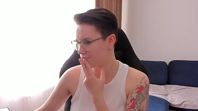 JessieFlower online show from 06-12-26, 08:46