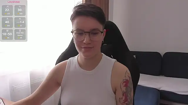 JessieFlower online show from 06-18-26, 07:41