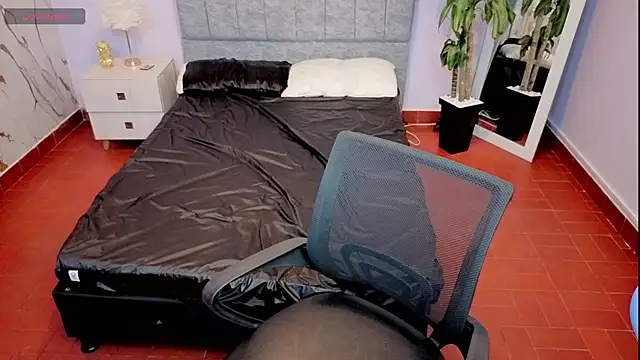 Lana stone  online show from 03-21-26, 03:22