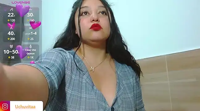 Snapshot of Kym_Owens chatting on 12-13-24, 01:15 Kym Owens online show from 12-13-24, 01:15