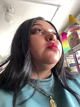 Snapshot of Kym_Owens chatting on 02-06-25, 06:56 Kym Owens online show from 02-06-25, 06:56