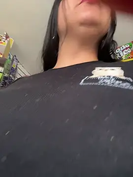 Snapshot of Kym_Owens chatting on 03-10-25, 08:34 Kym Owens online show from 03-10-25, 08:34