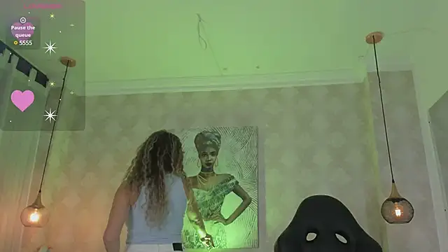 Snapshot of Shantall__ chatting on 02-06-25, 10:59 Shantall online show from 02-06-25, 10:59