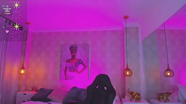 Snapshot of Shantall__ chatting on 09-16-25, 11:00 Shantall online show from 09-16-25, 11:00