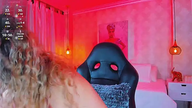 Snapshot of Shantall__ chatting on 10-08-25, 11:19 Shantall online show from 10-08-25, 11:19