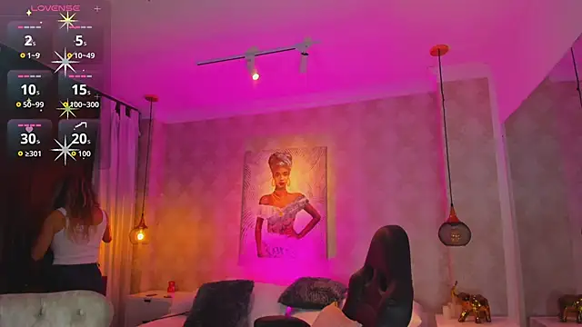 Snapshot of Shantall__ chatting on 11-17-25, 11:16 Shantall online show from 11-17-25, 11:16