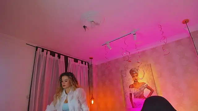 Shantall   online show from 02-06-26, 11:13