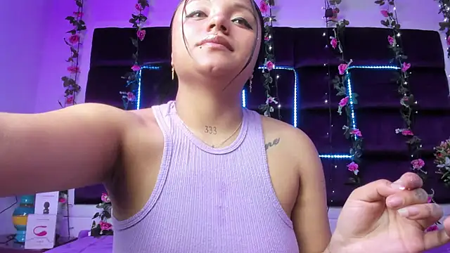 sweelanna   online show from 02-21-25, 07:12