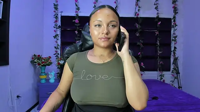 sweelanna   online show from 06-04-26, 12:27