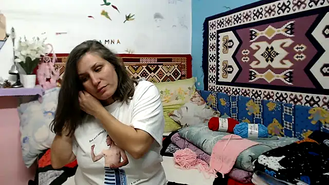Snapshot of AdelineBlueEyes chatting on 10-18-25, 10:16 AdelineBlueEyes online show from 10-18-25, 10:16