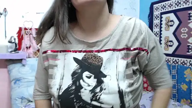 AdelineBlueEyes online show from 11-29-25, 12:08