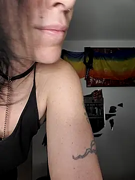 freyamoret online show from 09-29-25, 06:02