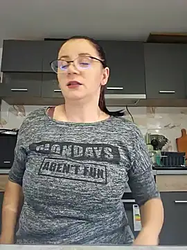 KristenVega online show from 11-26-25, 11:55