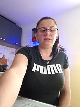 KristenVega online show from 12-14-25, 01:49