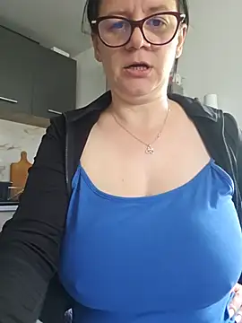 KristenVega online show from 05-19-26, 08:09