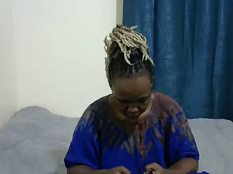 Kariselle- online show from 11-21-25, 05:44