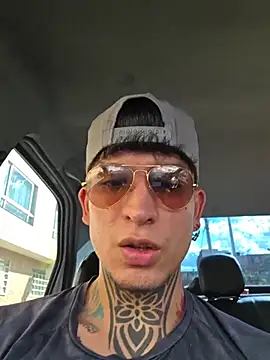  Tomy08calderon online show from 11-17-25, 07:52