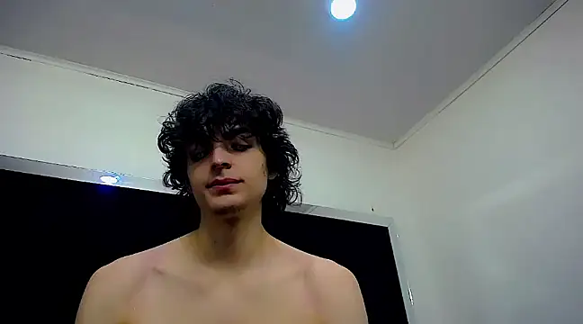 Snapshot of Sr_BonnyEthan chatting on 01-21-25, 01:22 Sr BonnyEthan online show from 01-21-25, 01:22
