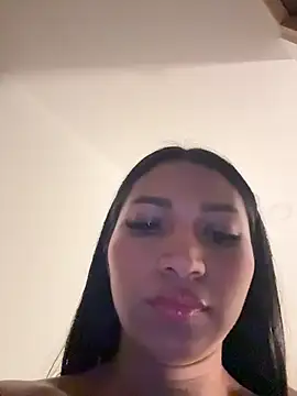 Snapshot of Barbiebrunette_ chatting on 10-05-25, 08:45 Barbiebrunette online show from 10-05-25, 08:45