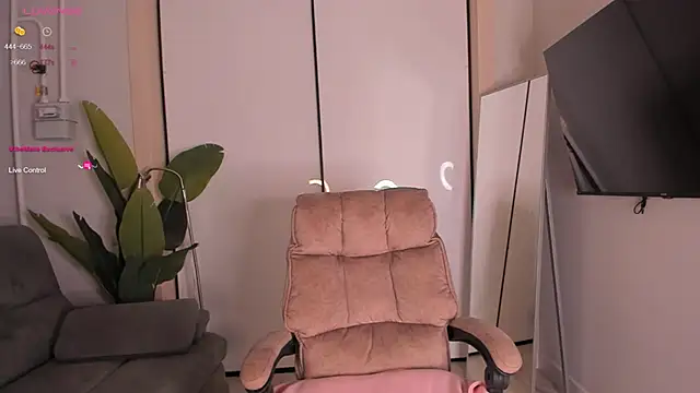 helen ramsay online show from 10-31-25, 03:35