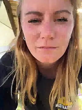 selenaluvv online show from 04-19-26, 03:55