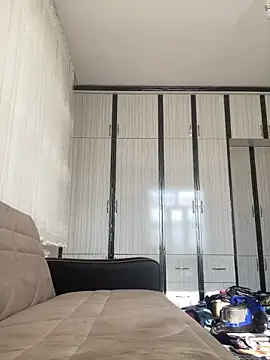 MuscleBoyy777 online show from 12-12-24, 11:07