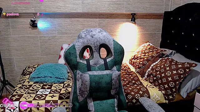 pretty cristal69 online show from 03-07-25, 12:37