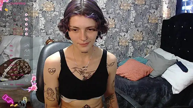 Snapshot of pretty_cristal69 chatting on 05-05-26, 09:45 pretty cristal69 online show from 05-05-26, 09:45