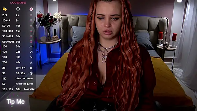 Miss Maya Mils online show from 09-18-25, 01:18