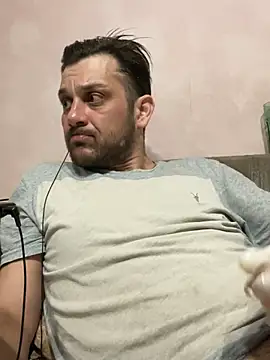 Snapshot of MaeltraJoy chatting on 03-07-25, 08:11 MaeltraJoy online show from 03-07-25, 08:11