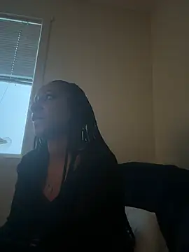 Your Paris online show from 02-08-25, 12:38