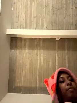 Your Paris online show from 10-11-25, 09:41