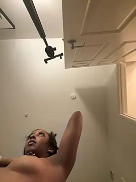 Your Paris online show from 03-06-26, 03:36