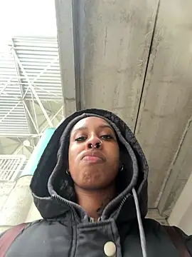 Your Paris online show from 03-25-26, 04:02