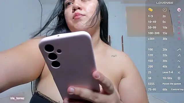 iris torrez  online show from 11-14-25, 03:00