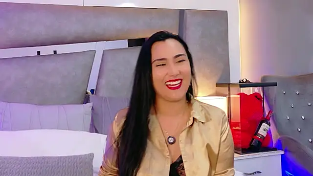 Evangeline Taylorr online show from 11-11-25, 07:25