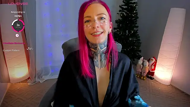 Snapshot of Roxy_____ chatting on 12-13-24, 02:43 Roxy online show from 12-13-24, 02:43