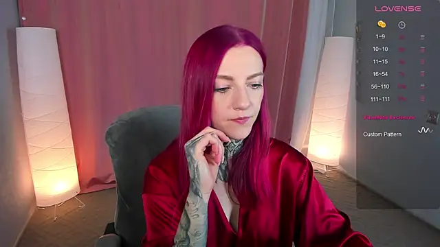 Snapshot of Roxy_____ chatting on 02-09-25, 08:34 Roxy online show from 02-09-25, 08:34