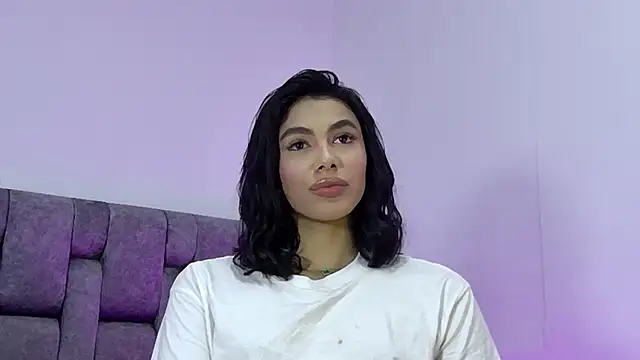 IsabelleFoxx  online show from 12-06-24, 11:00