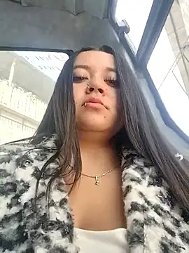 Snapshot of Cristal__04 chatting on 06-12-26, 02:27 Cristal 04 online show from 06-12-26, 02:27