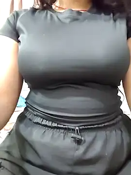 Snapshot of MohiniHott chatting on 06-25-26, 05:23 MohiniHott online show from 06-25-26, 05:23