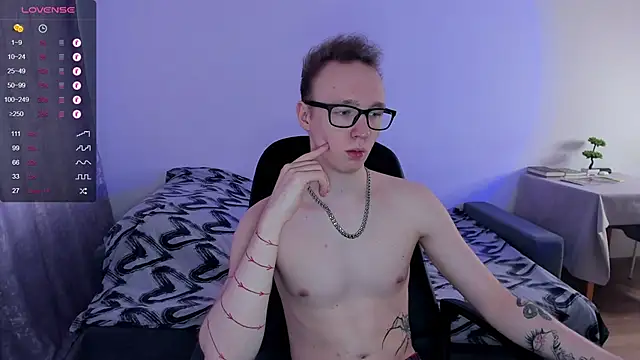 Alex silents online show from 02-14-25, 10:38